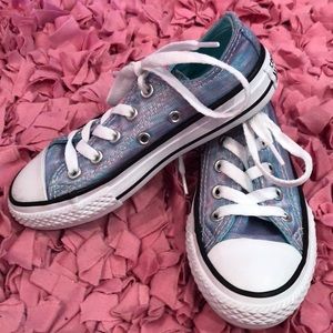 New! Little Girls’ Converse All Star shoes sz 11.